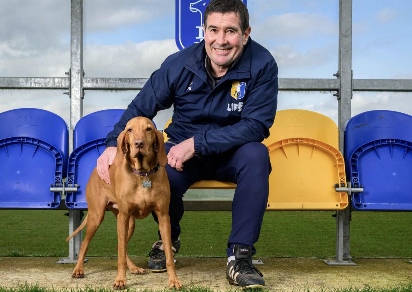 ayx-曼斯菲尔德主帅：我父亲曾带队战胜阿森纳；踢阿森纳会很美好